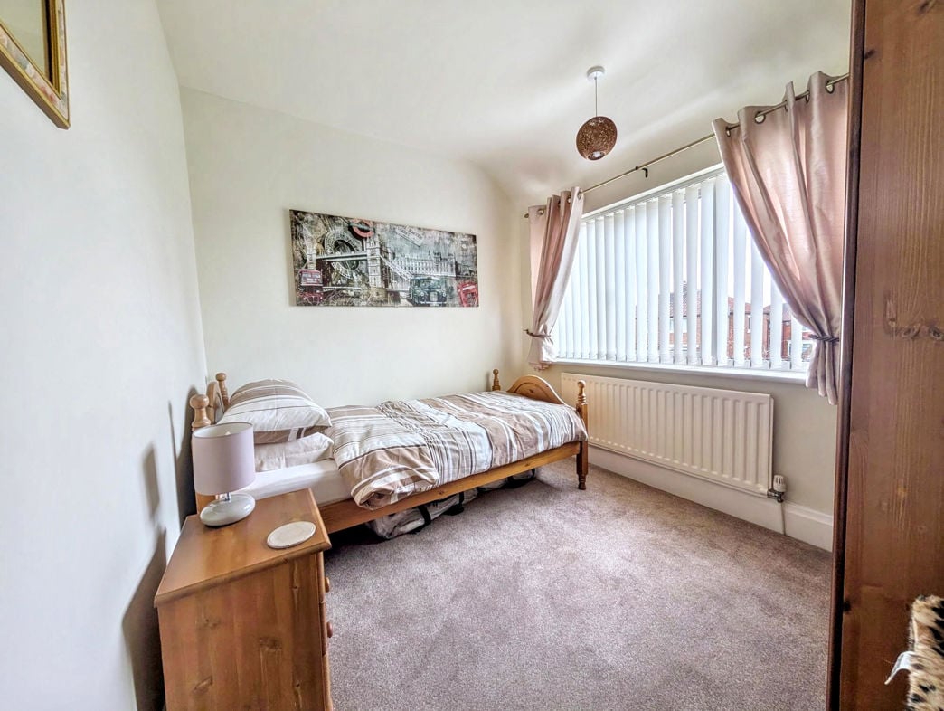 Property image 8 of 13