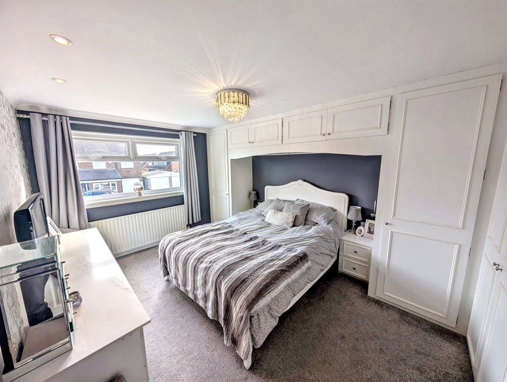 Property image 8 of 20