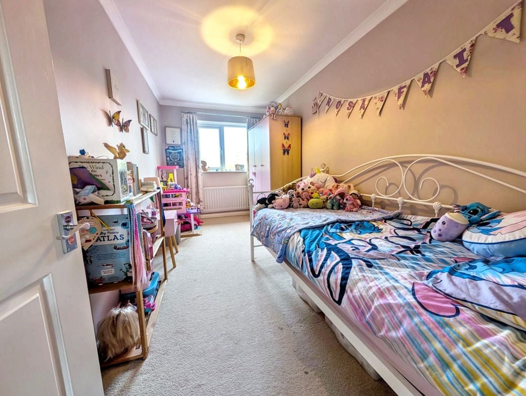 Property image 11 of 20