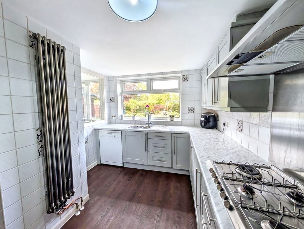 Property image 4 of 20