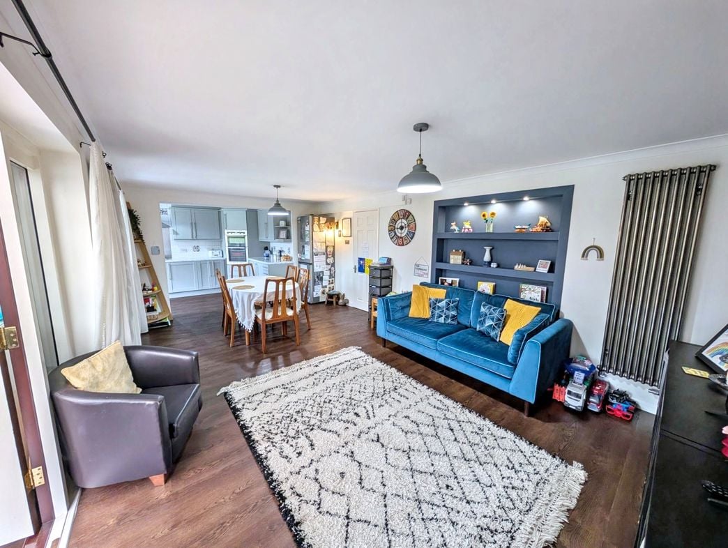 Property image 6 of 20