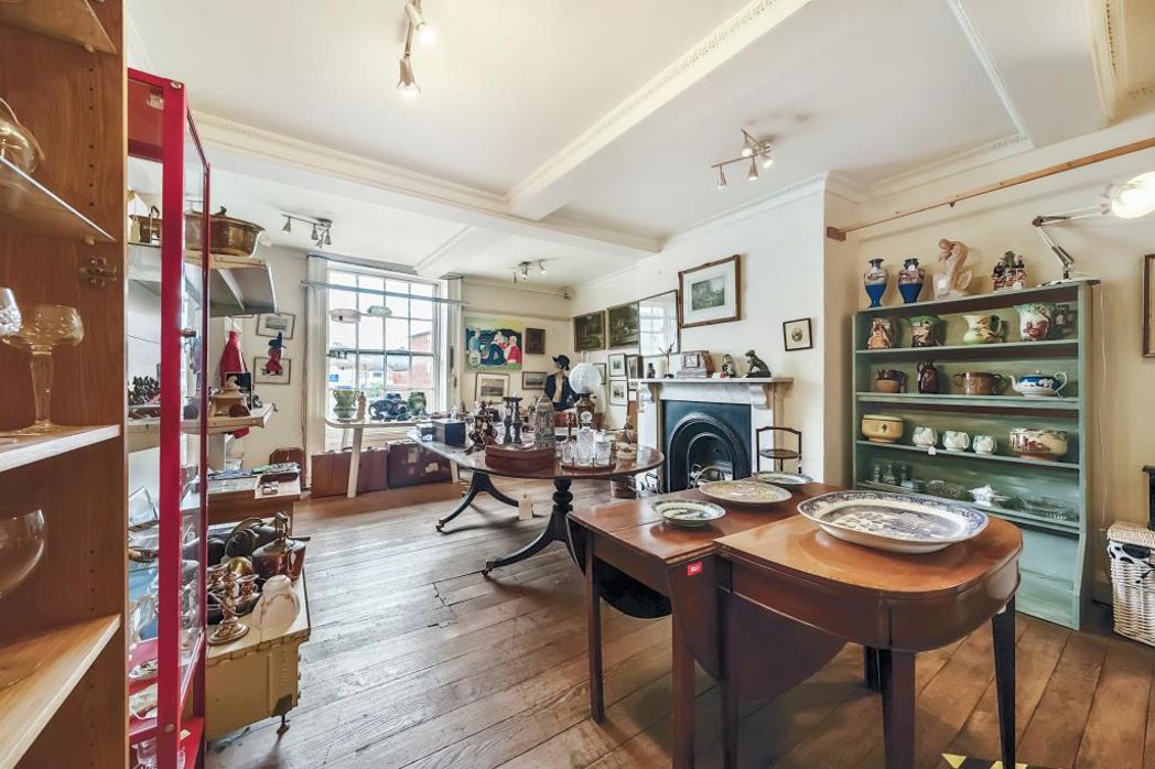 34, Leominster, Herefordshire, HR6 8BS