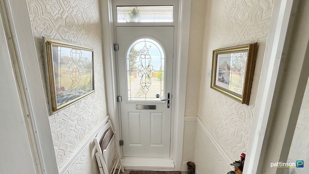 Property image 4 of 45