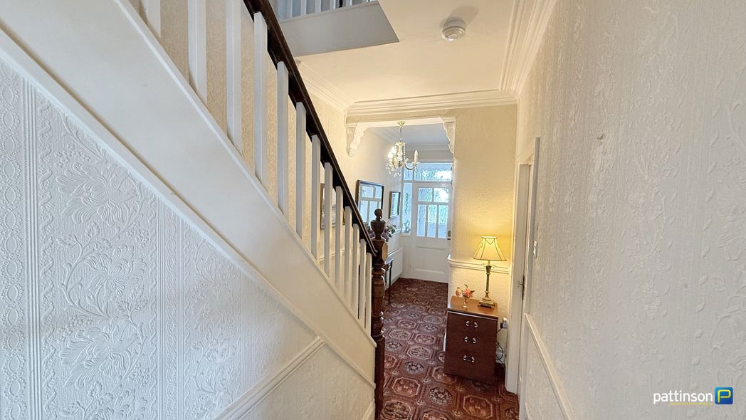 Property image 6 of 45