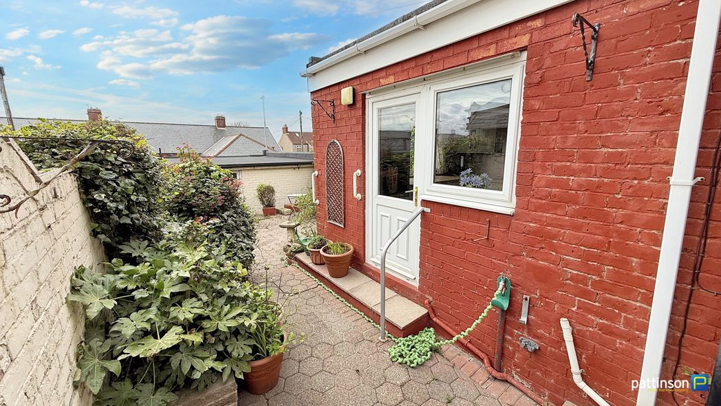Property image 40 of 45