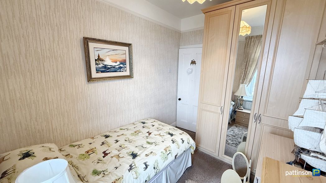 Property image 32 of 45