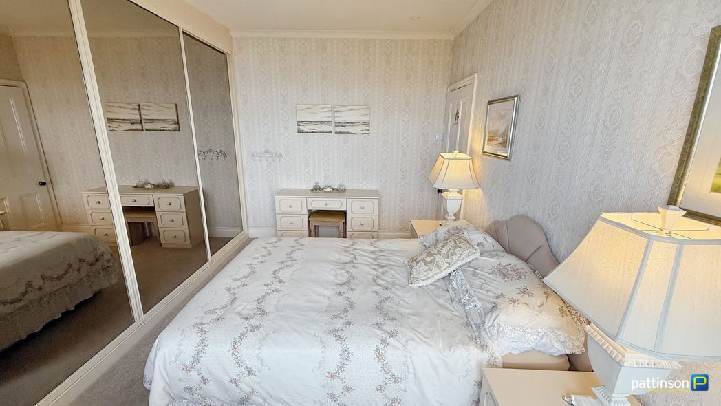 Property image 27 of 45