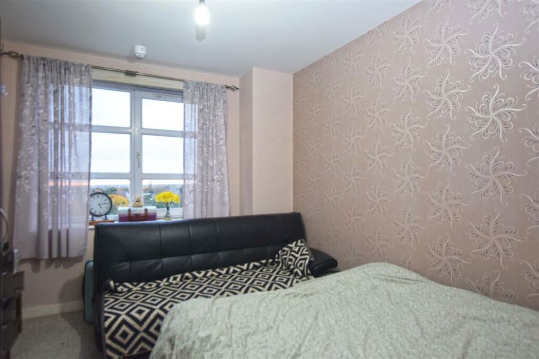 Property image 4 of 7