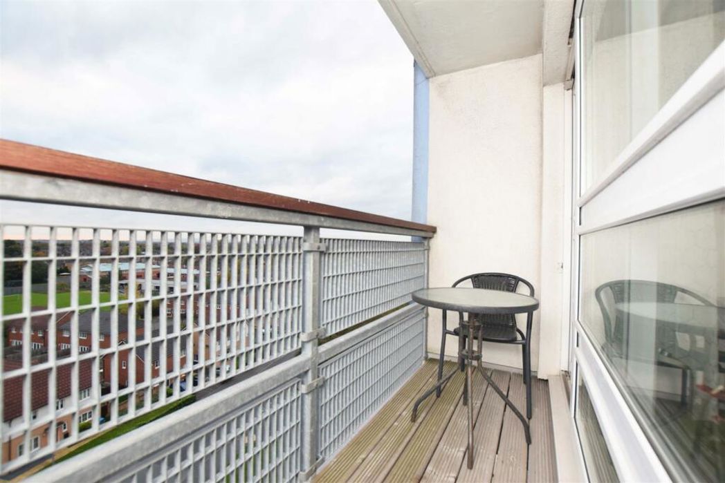 Property image 6 of 7