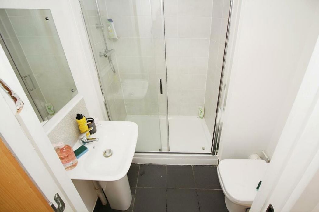 Property image 5 of 15