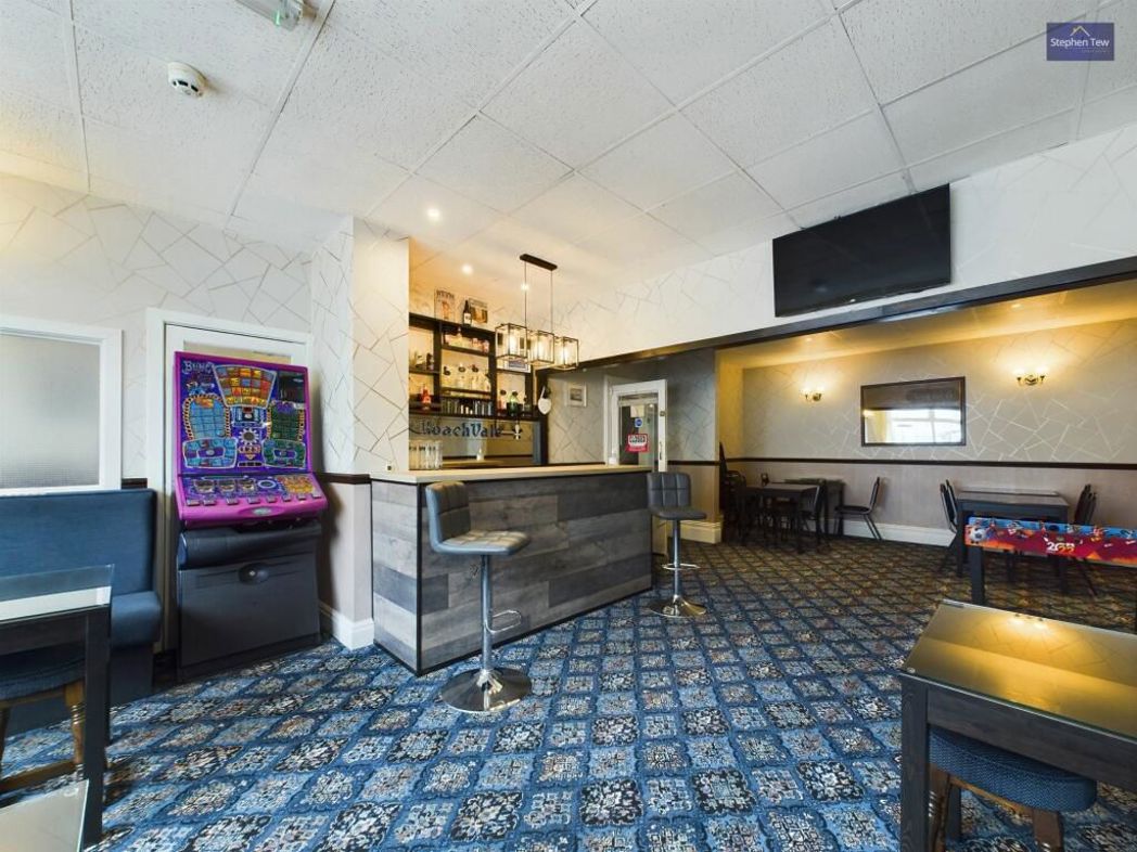 Property image 3 of 17