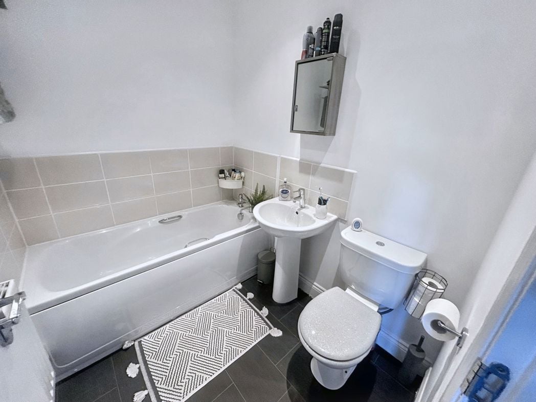 Property image 14 of 15