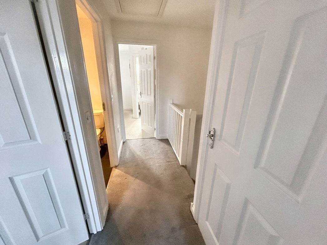 Property image 8 of 15