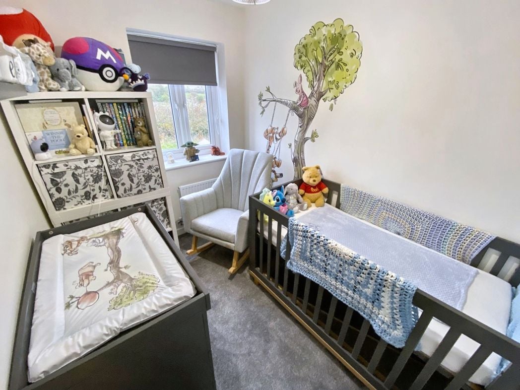 Property image 12 of 19
