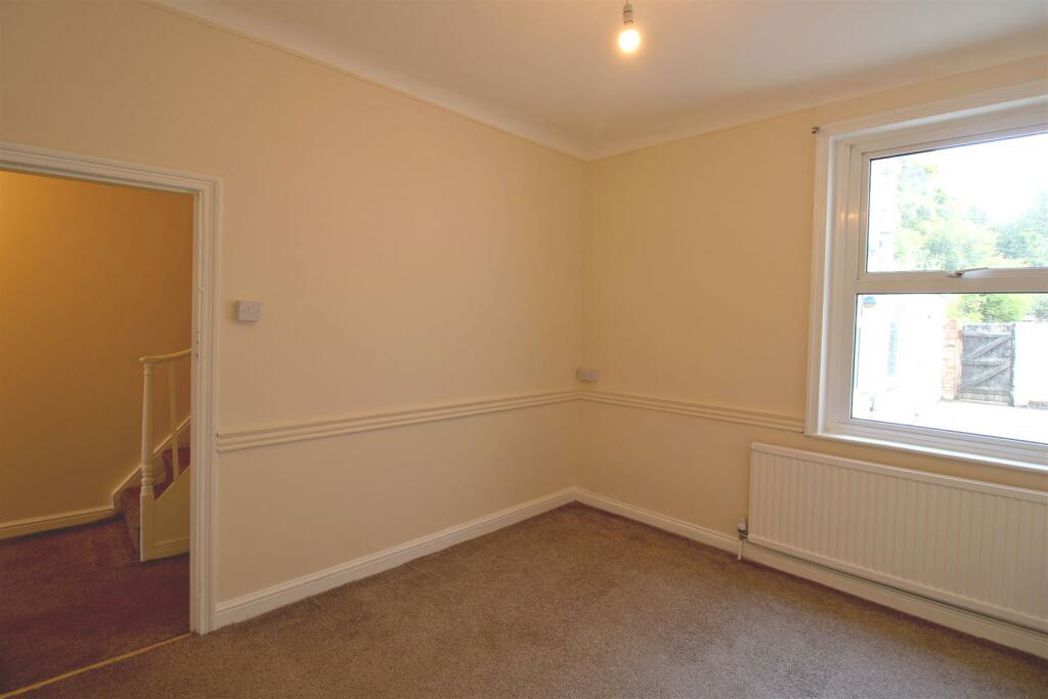 Property image 9 of 20