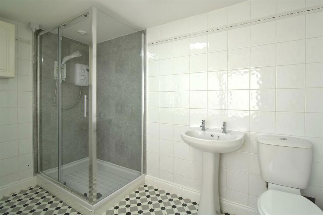 Property image 3 of 20