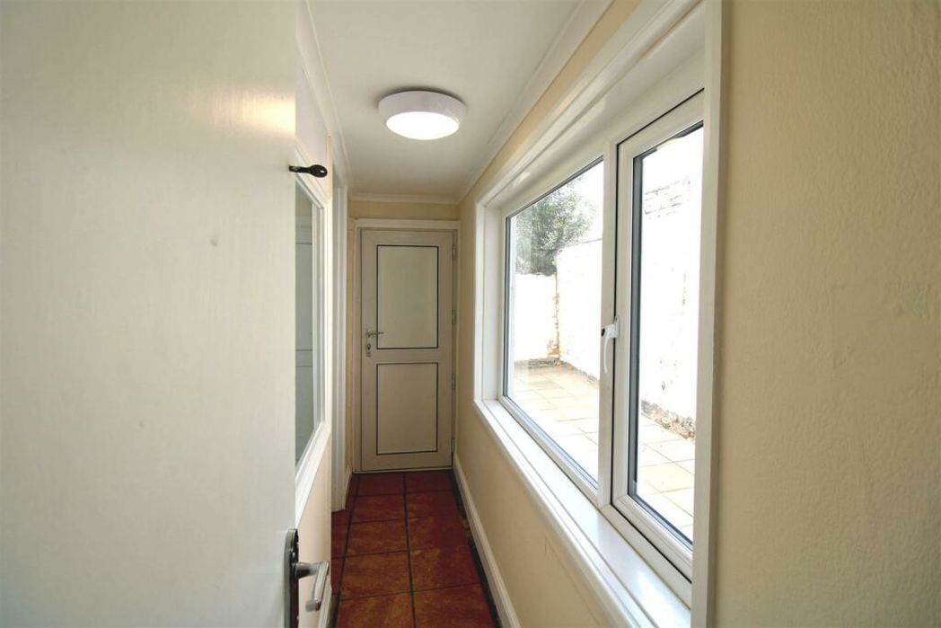 Property image 5 of 20