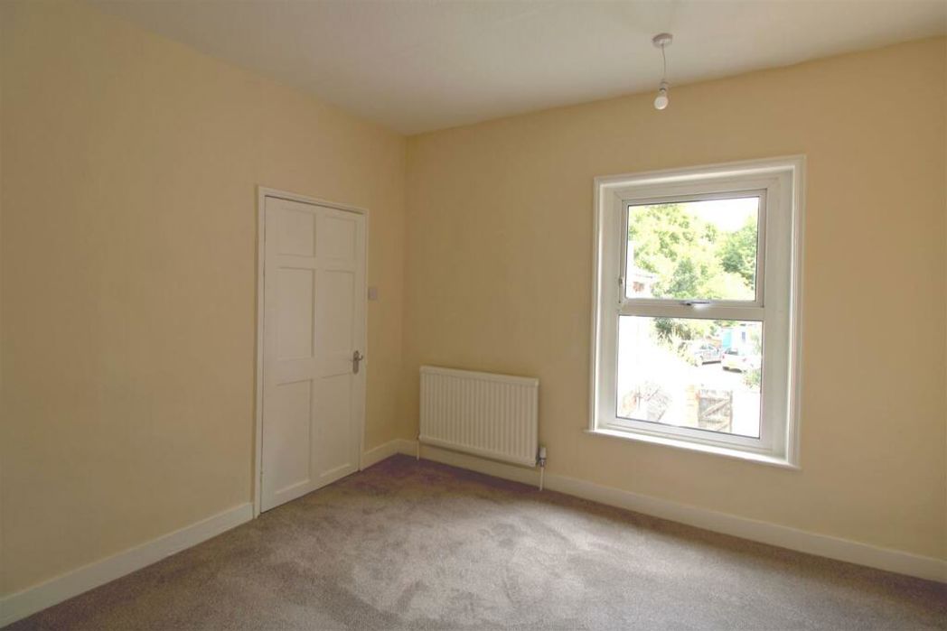 Property image 11 of 20