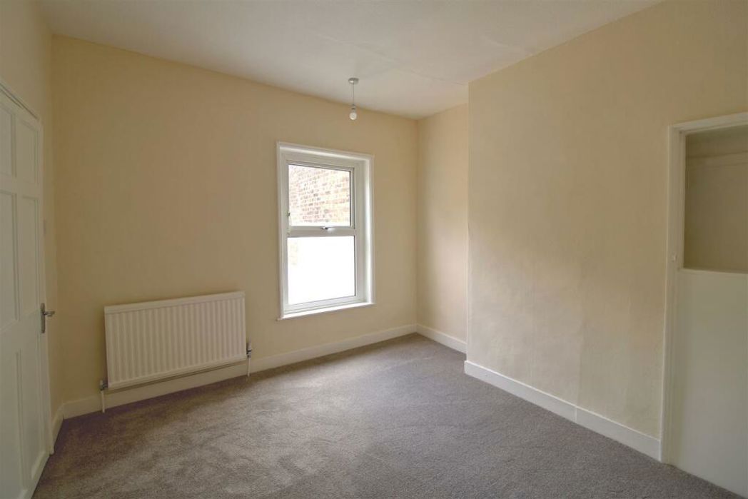 Property image 12 of 20