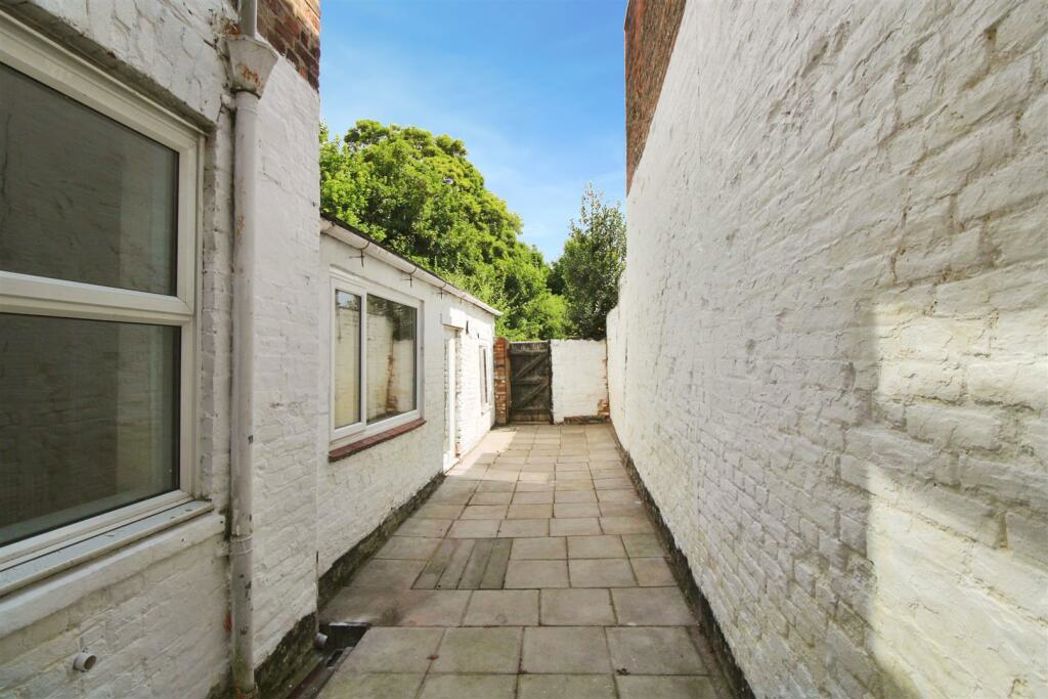 Property image 19 of 20