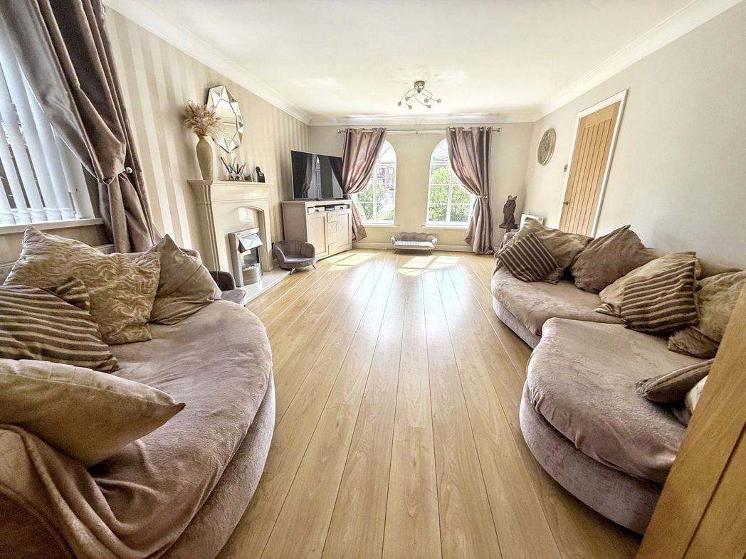 Property image 3 of 24