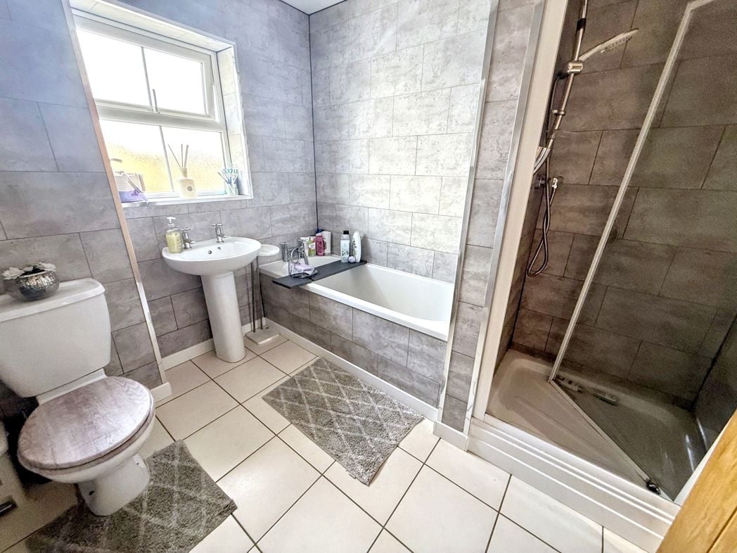 Property image 20 of 24