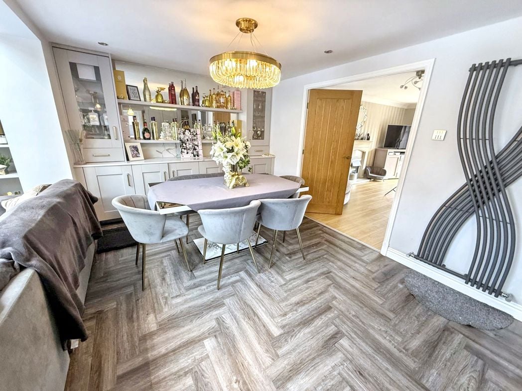 Property image 12 of 24