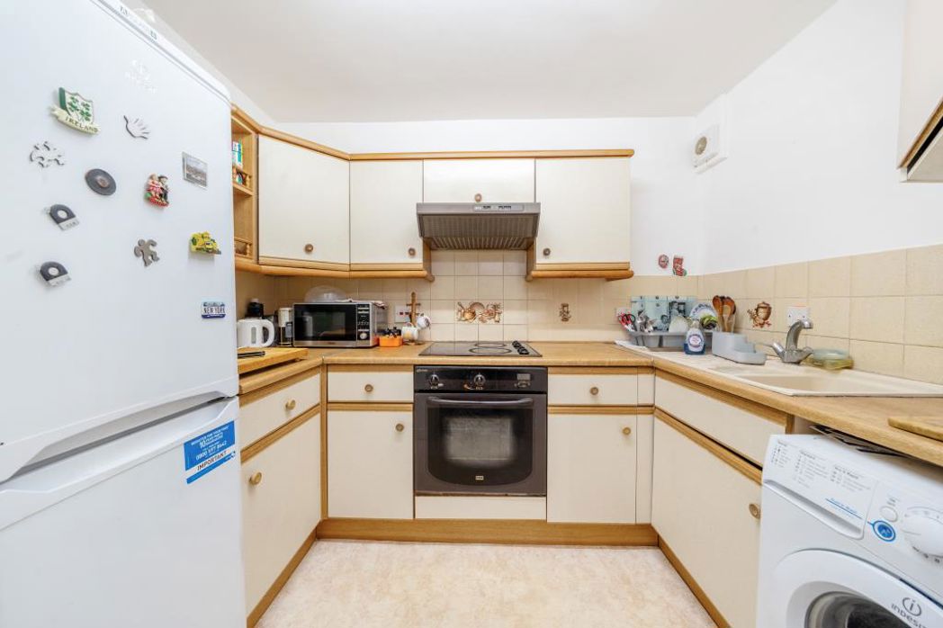 Property image 6 of 12