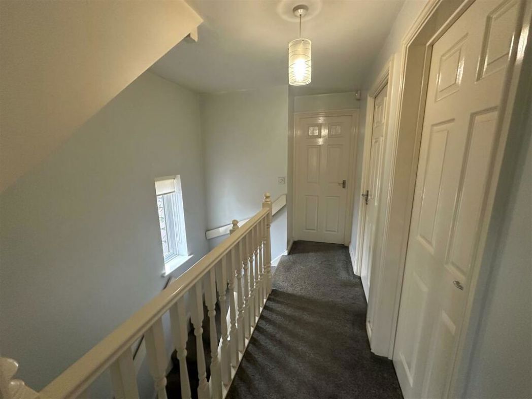 Property image 7 of 18