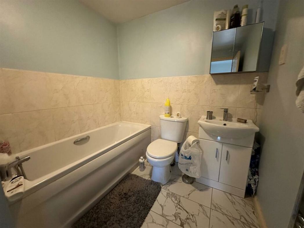 Property image 15 of 18