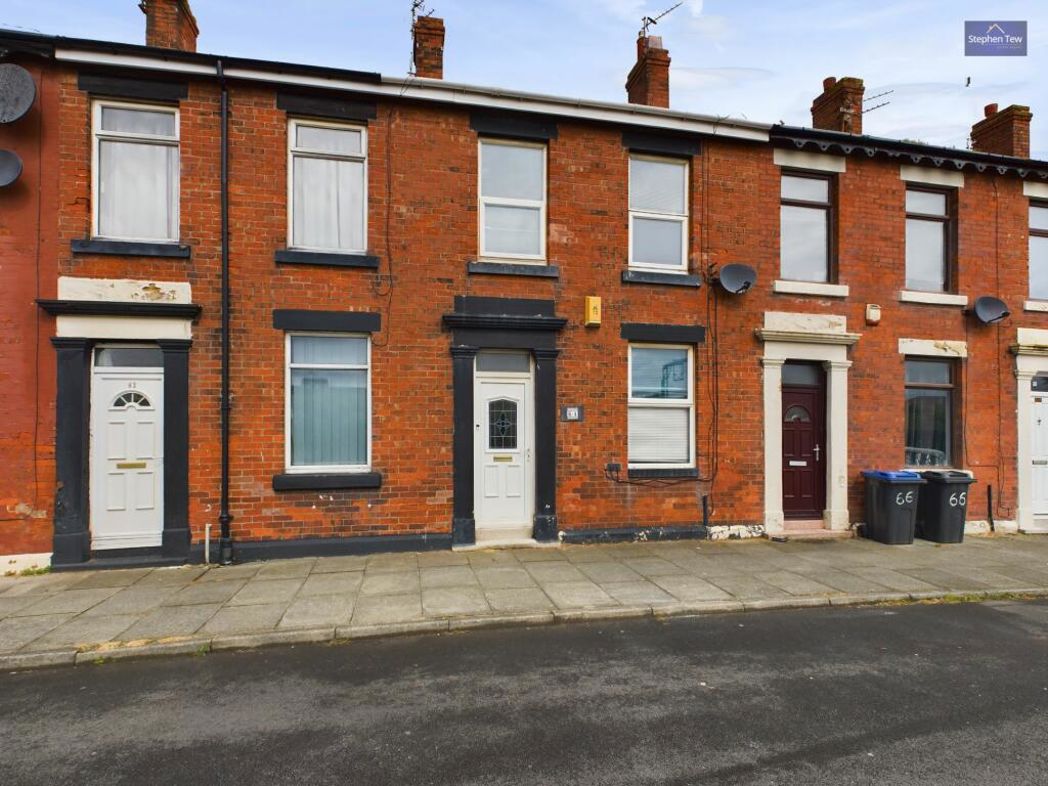 Property image 1 of 8