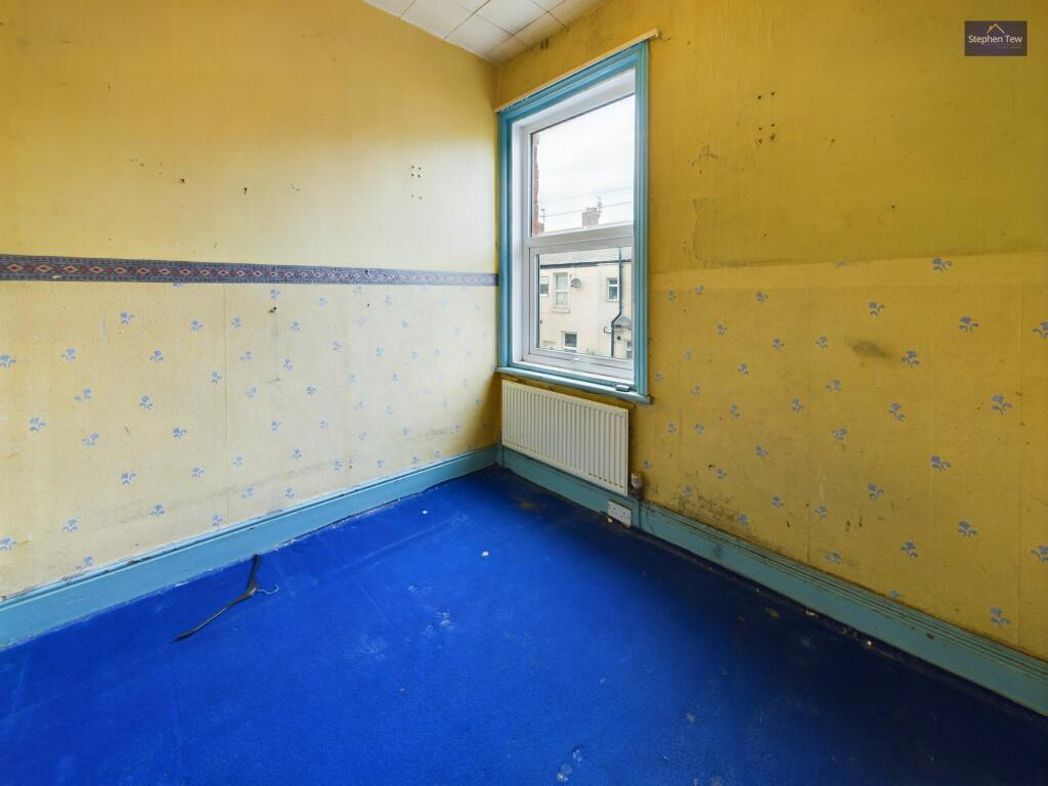 Property image 6 of 8
