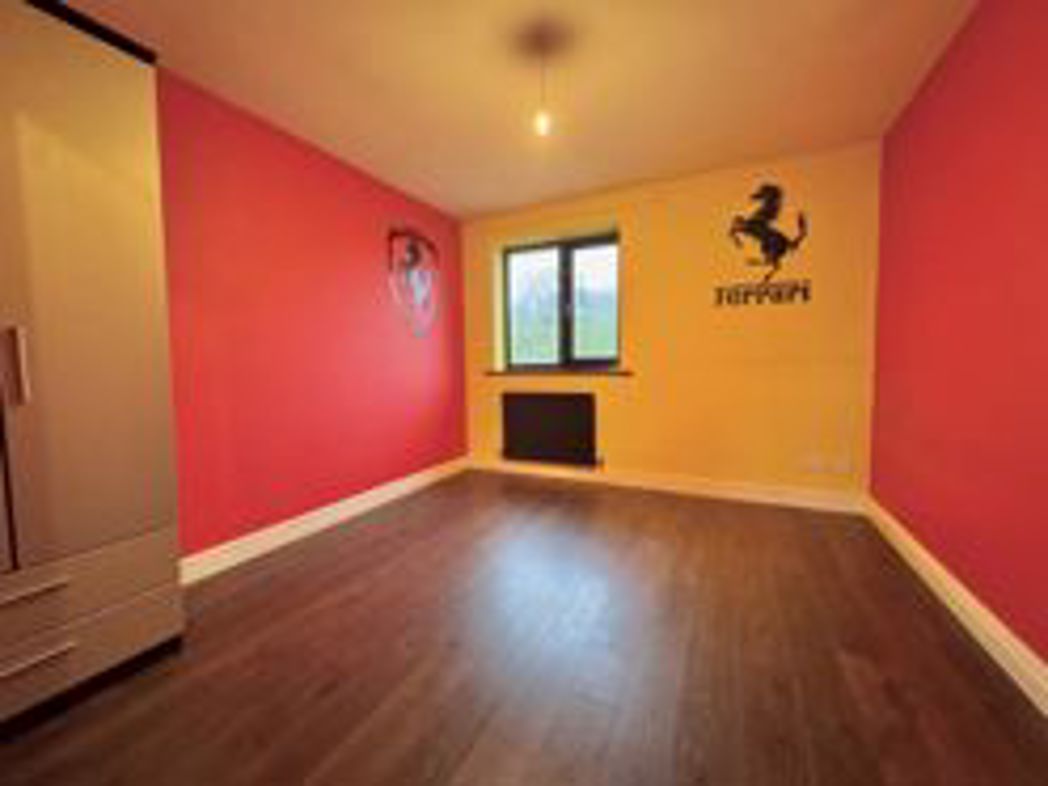 Property image 13 of 31