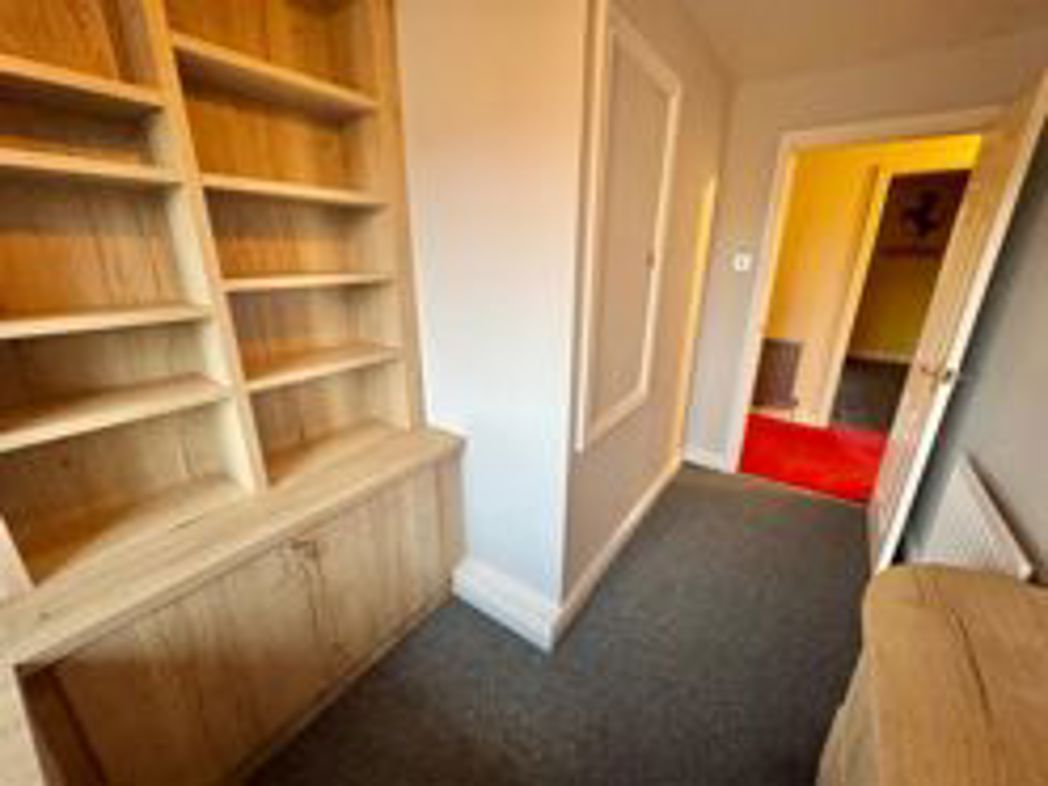 Property image 14 of 31