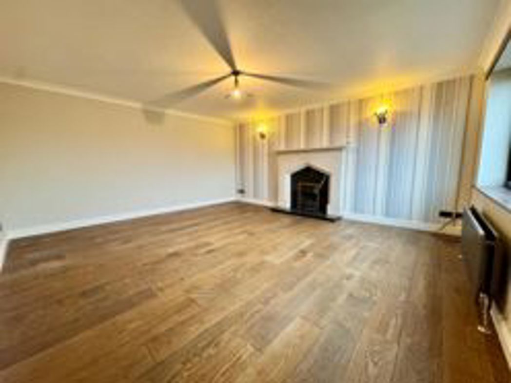 Property image 5 of 31
