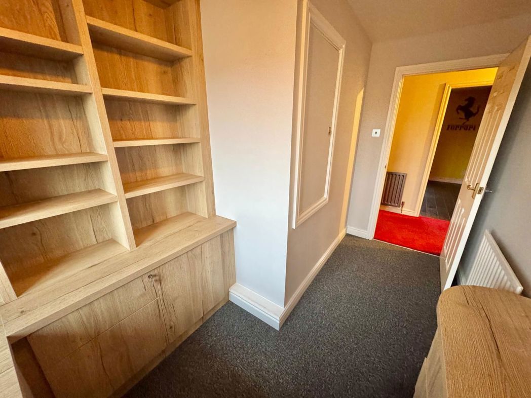 Property image 28 of 31