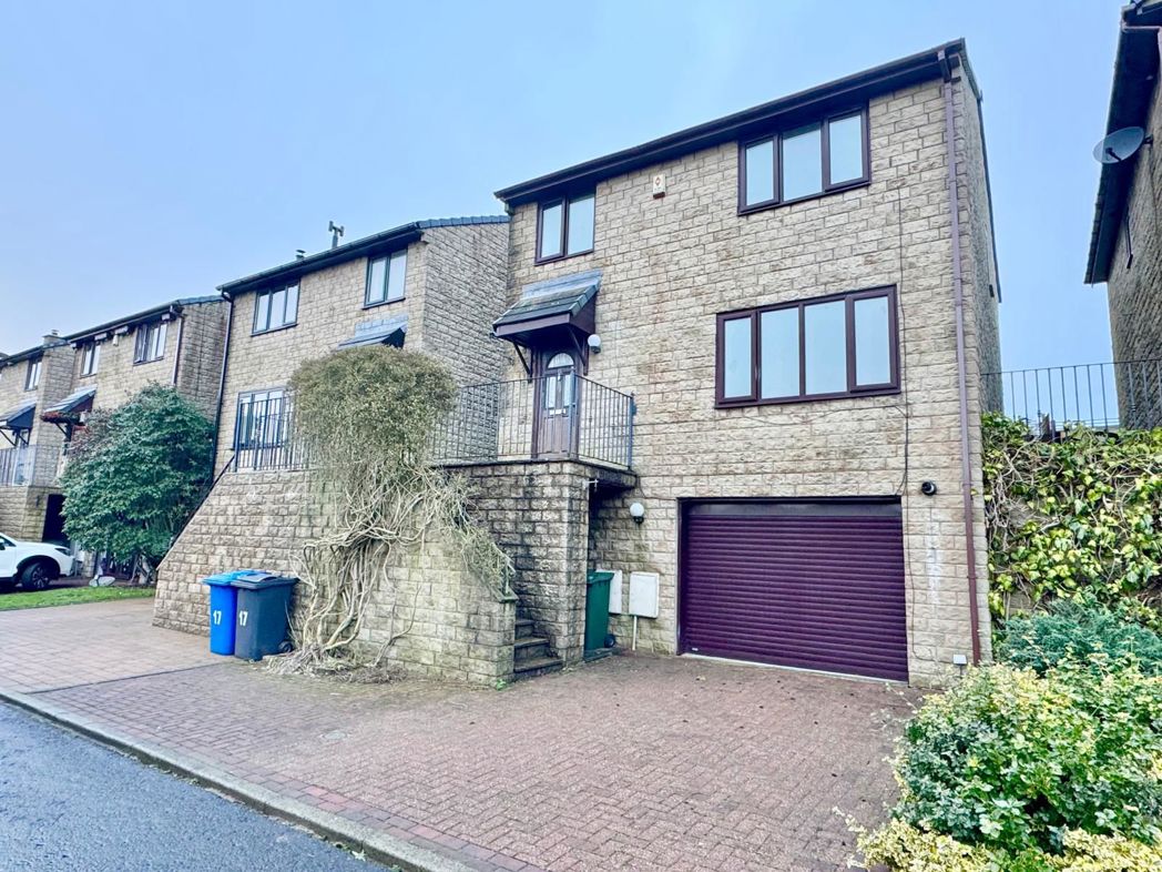 Property image 1 of 31