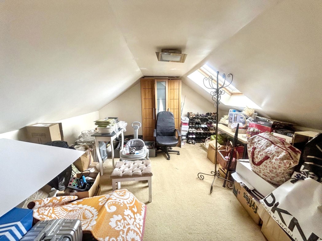 Loft Room 2