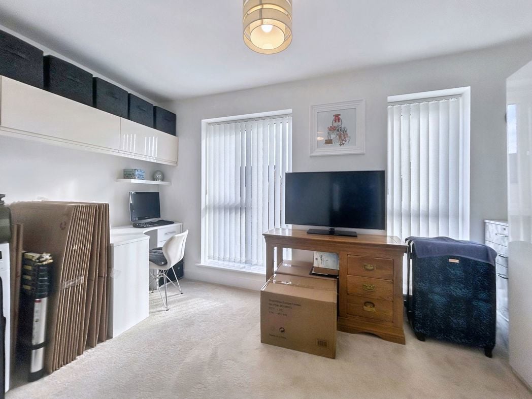 Property image 6 of 17