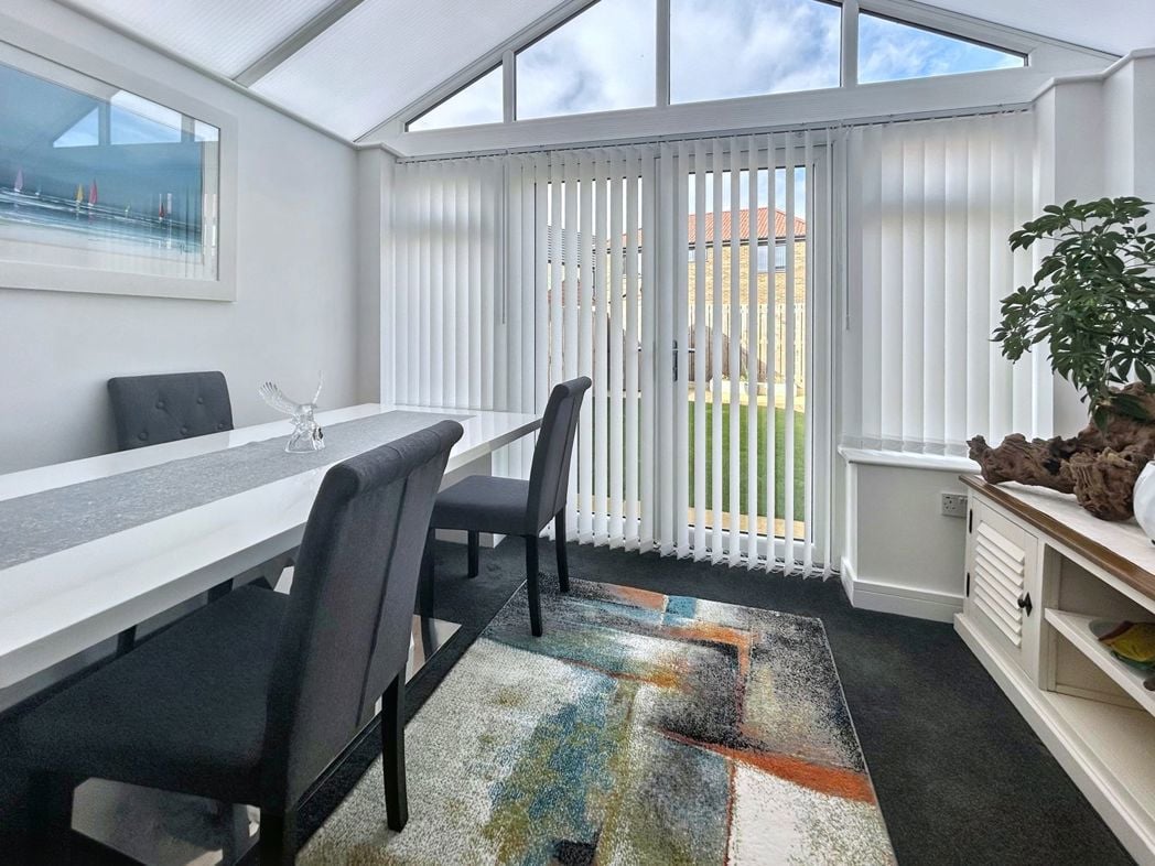 Property image 11 of 17