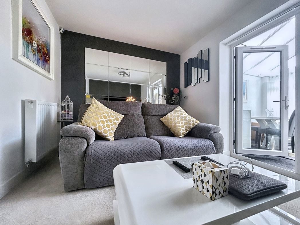 Property image 3 of 17