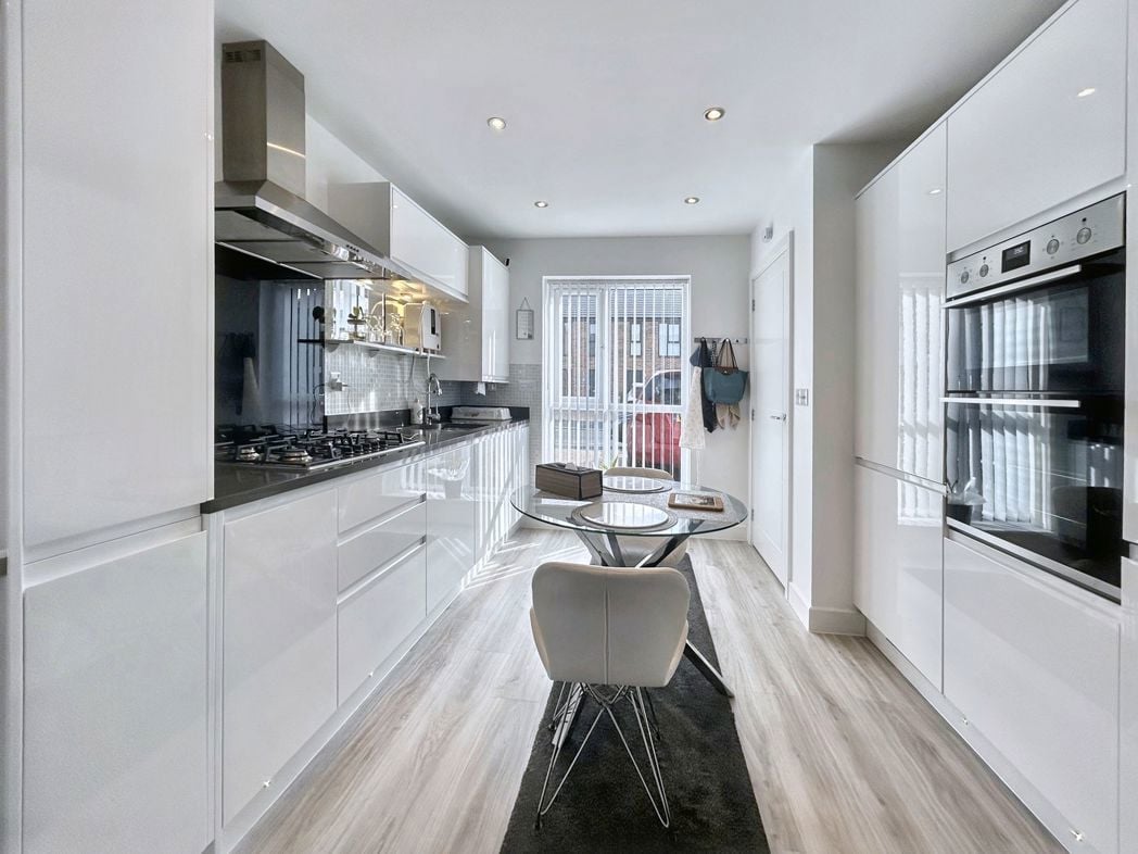 Property image 2 of 17