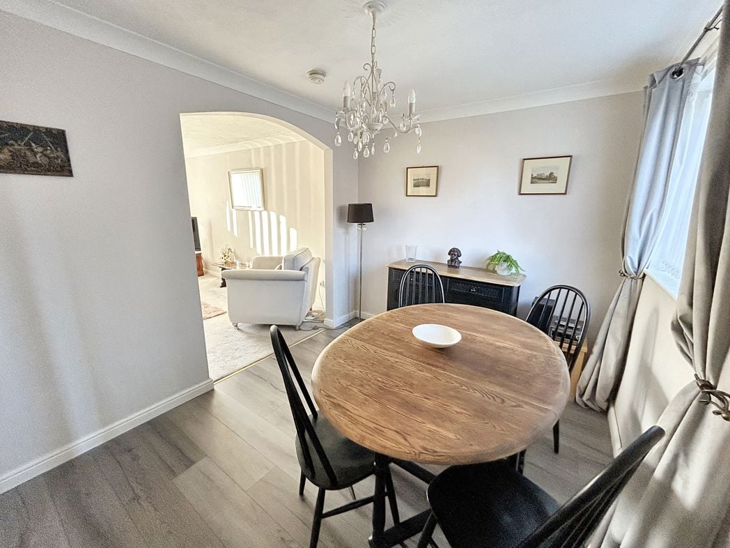 Property image 5 of 21