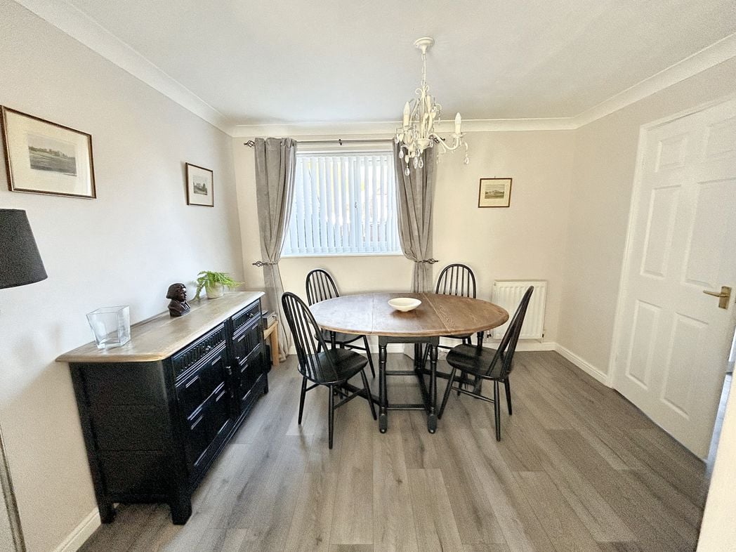 Property image 6 of 21