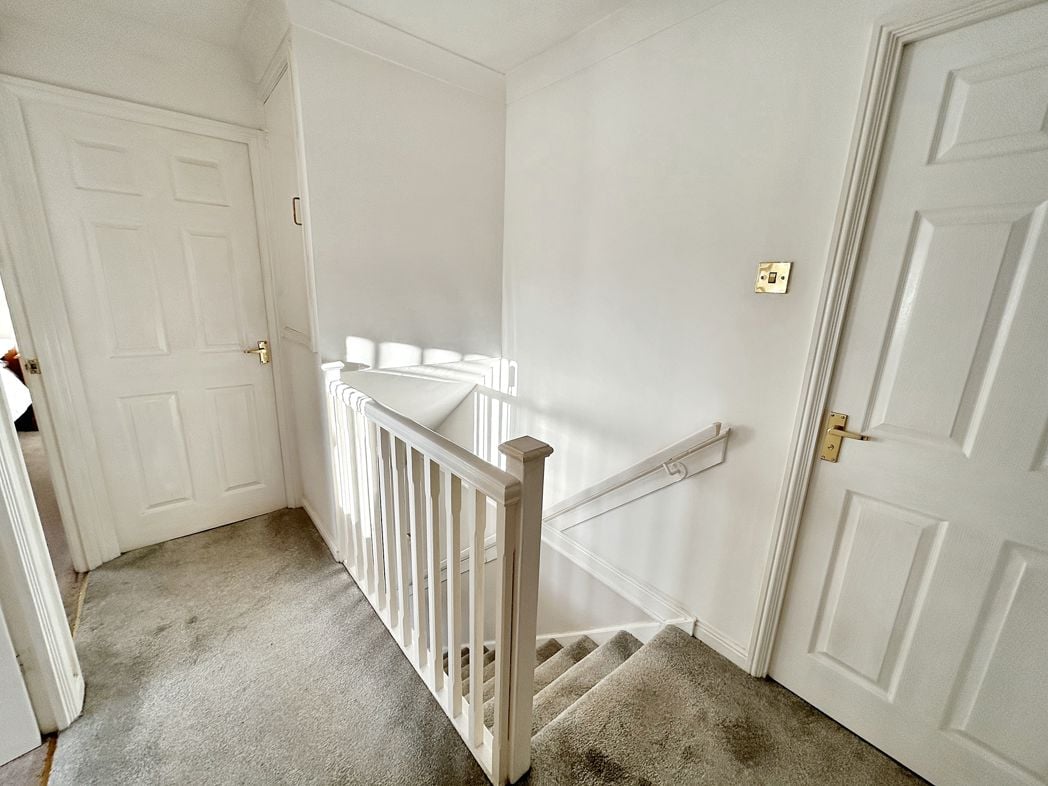 Property image 10 of 21