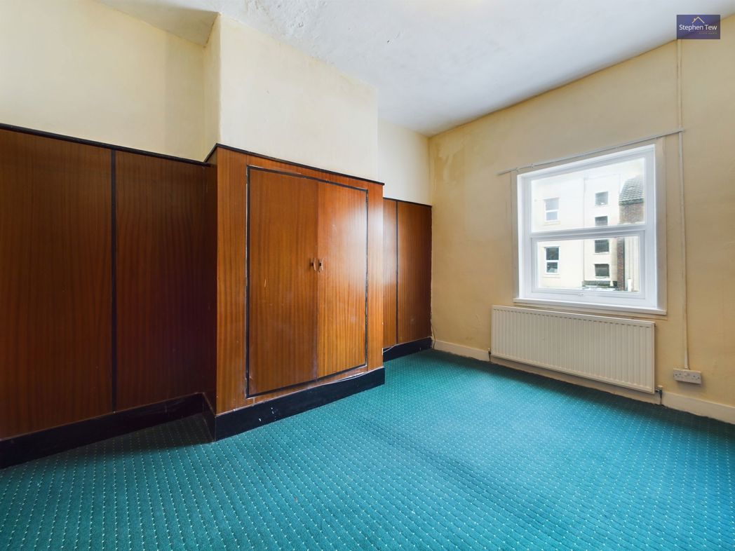Property image 4 of 12