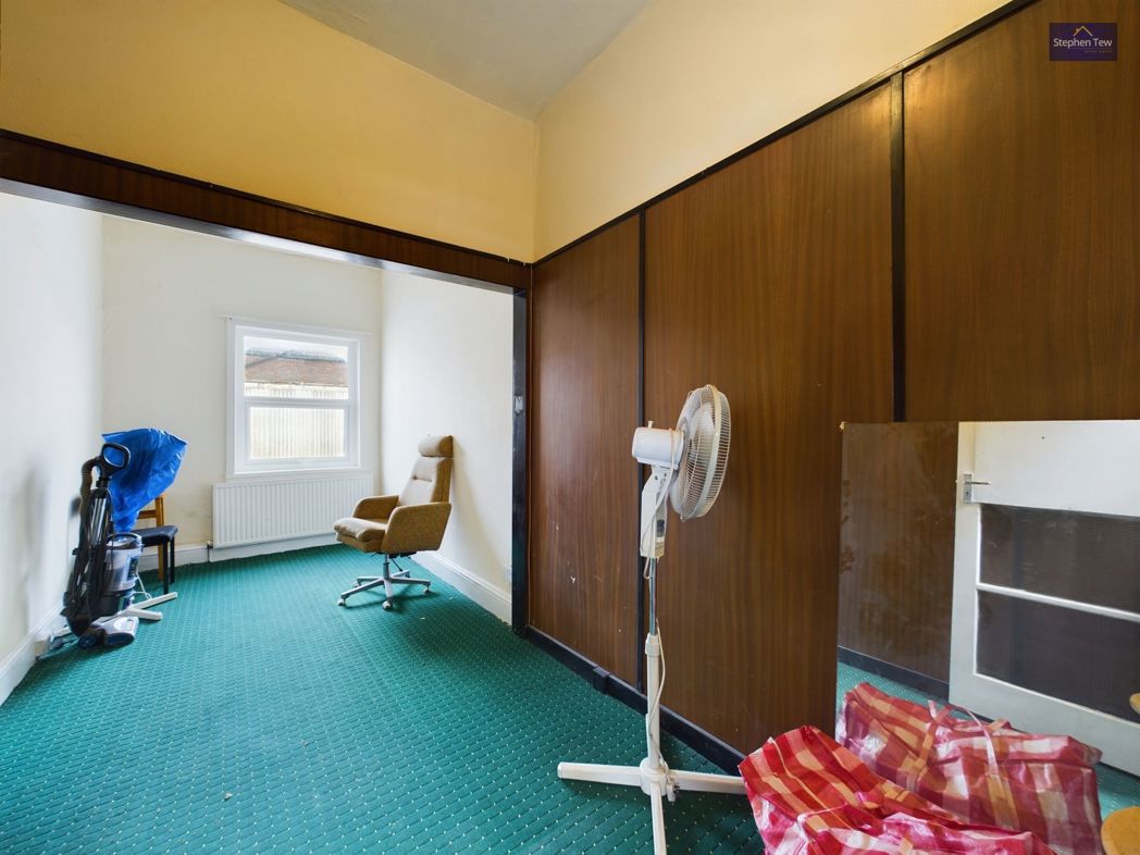 Property image 10 of 12
