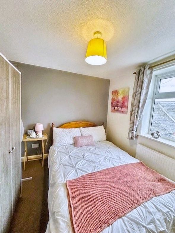 Property image 7 of 49