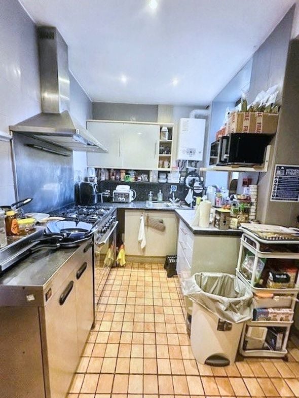 Property image 17 of 49