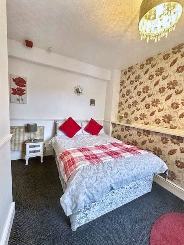Property image 31 of 49